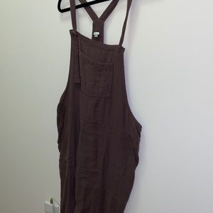 Size xl romper from aerie
